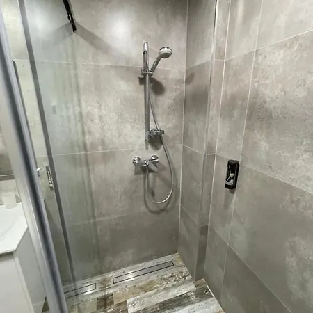 Double With Terrace * Golem